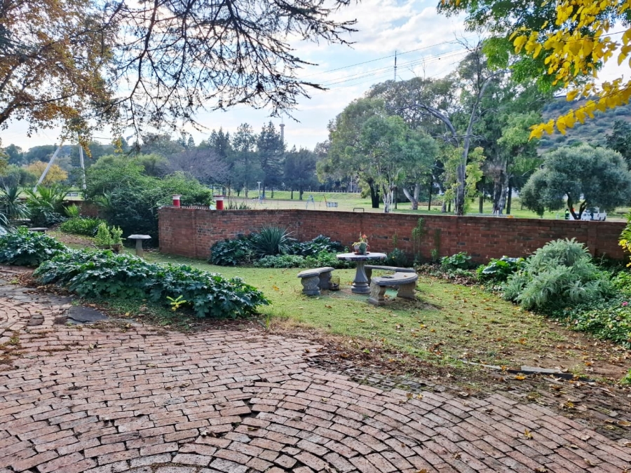 5 Bedroom Property for Sale in Arboretum Free State